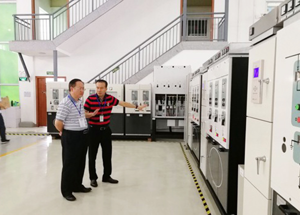 貴州電網總工程師毛時杰蒞臨赫茲曼電力參訪指導