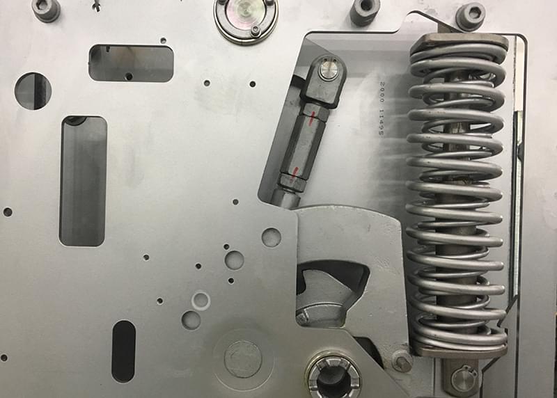 如何從根源上提高開關(guān)柜操作機構(gòu)的耐腐蝕特性，請看......